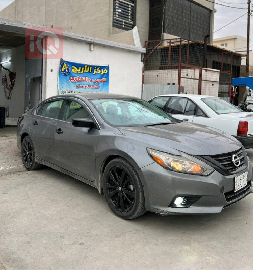 Nissan Altima